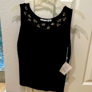 Women’s black tank size Meduim